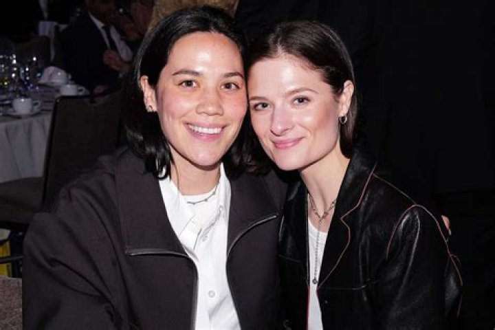 Abbi Jacobson’s Girlfriend: Who is Abbi Jacobson Dating?