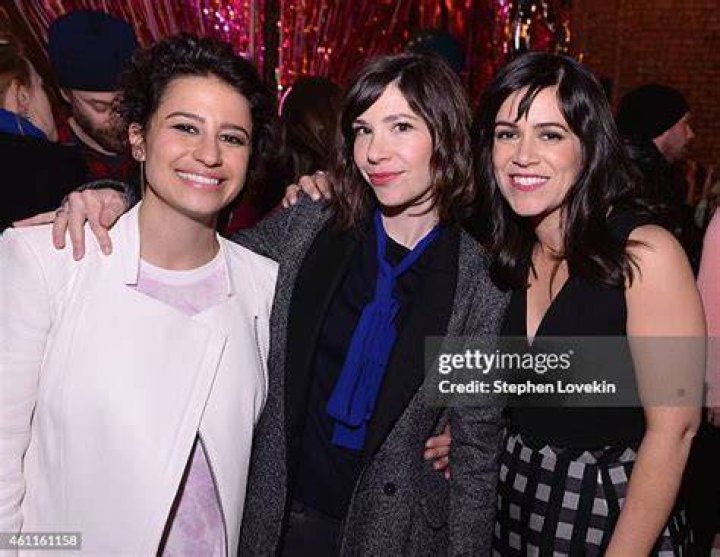 Carrie Brownstein, Abbi Jacobson's Girlfriend