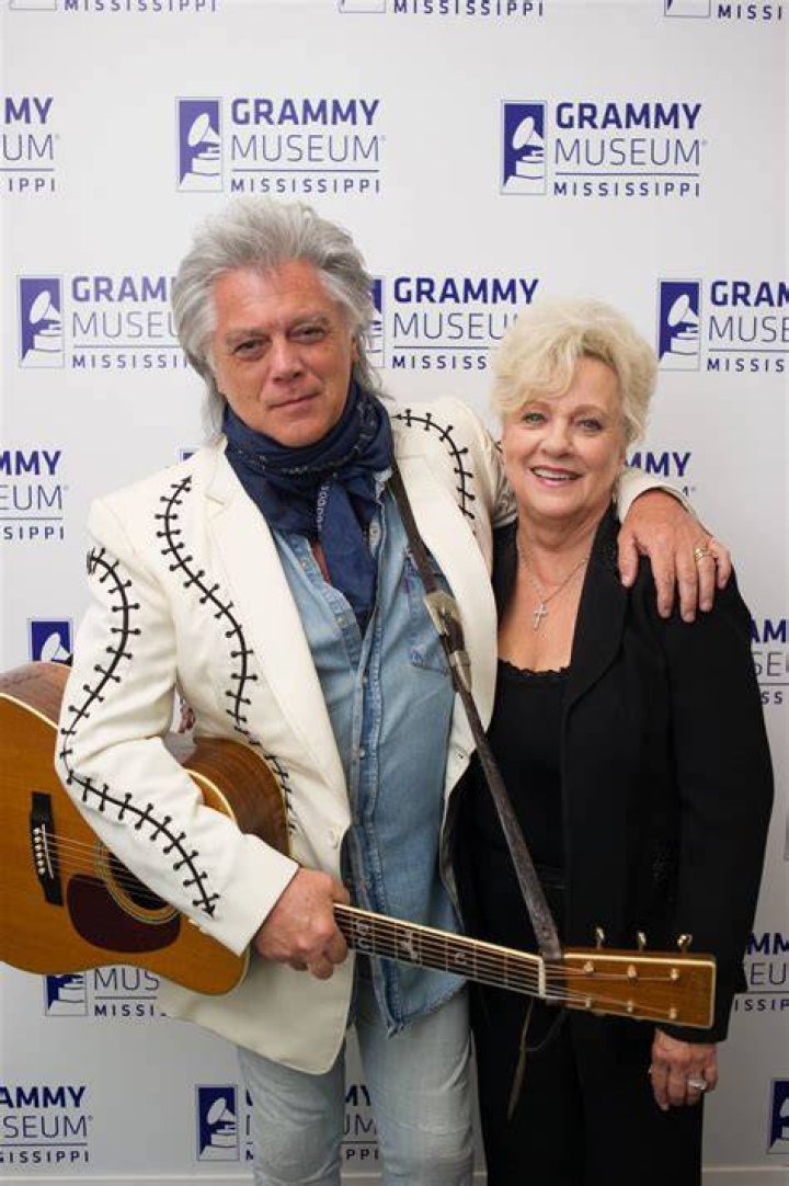 Connie Smith, Marty Stuart's Wife