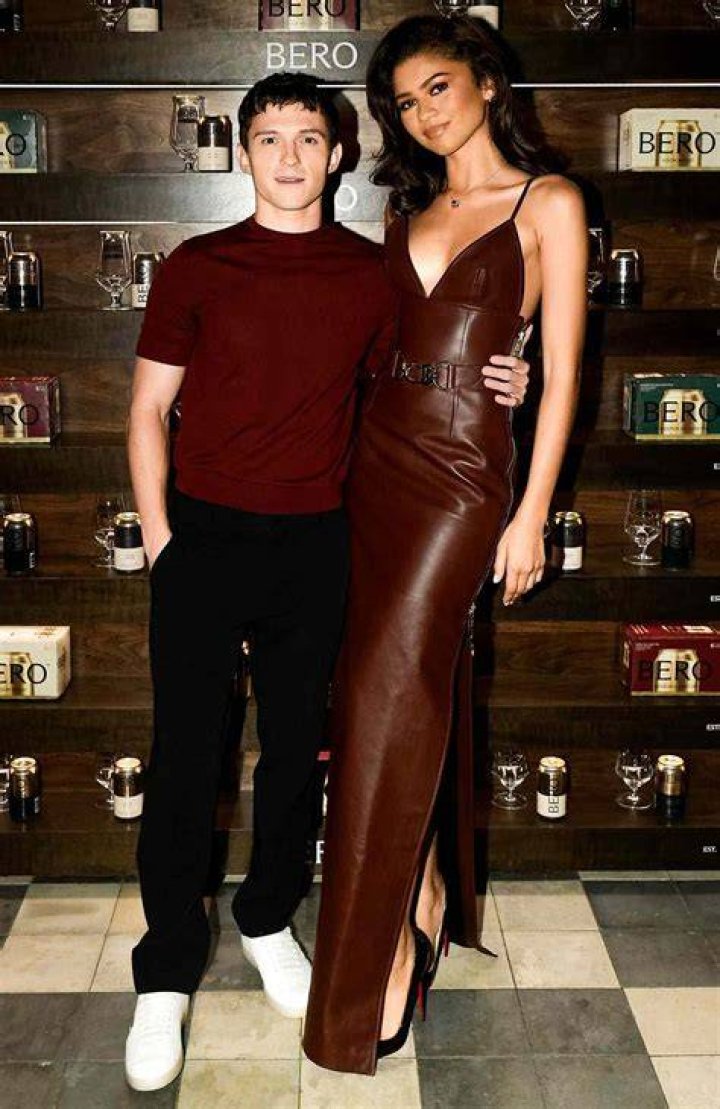 Dylan Holland’s Girlfriend: Who is Dylan Holland Dating?