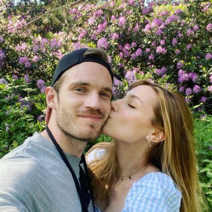 Felix Arvid Ulf Kjellberg, Marzia Bisognin's Boyfriend