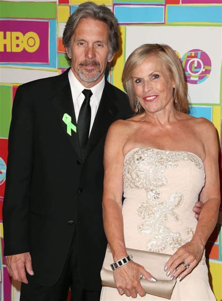 Gary Cole, Teddi Siddall's Husband