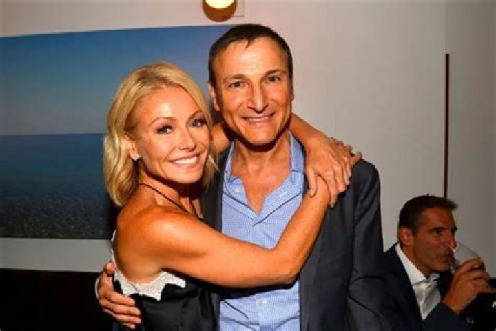 Jeff Leatham’s Girlfriend: Who is Jeff Leatham Dating?