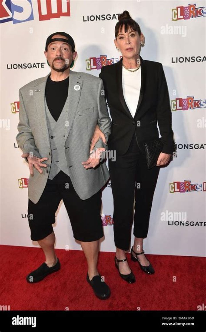 Jennifer Schwalbach Smith, Kevin Smith's Wife