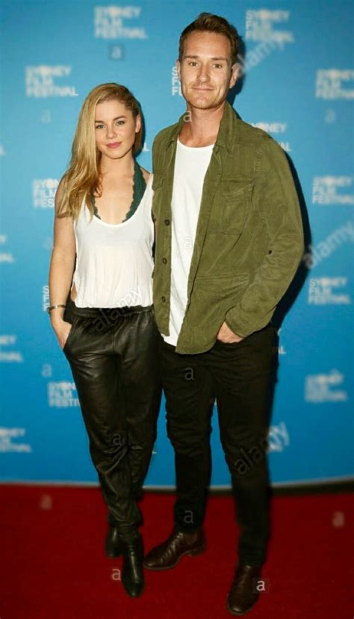 Jessica Grace Smith, Benedict Wall's Girlfriend
