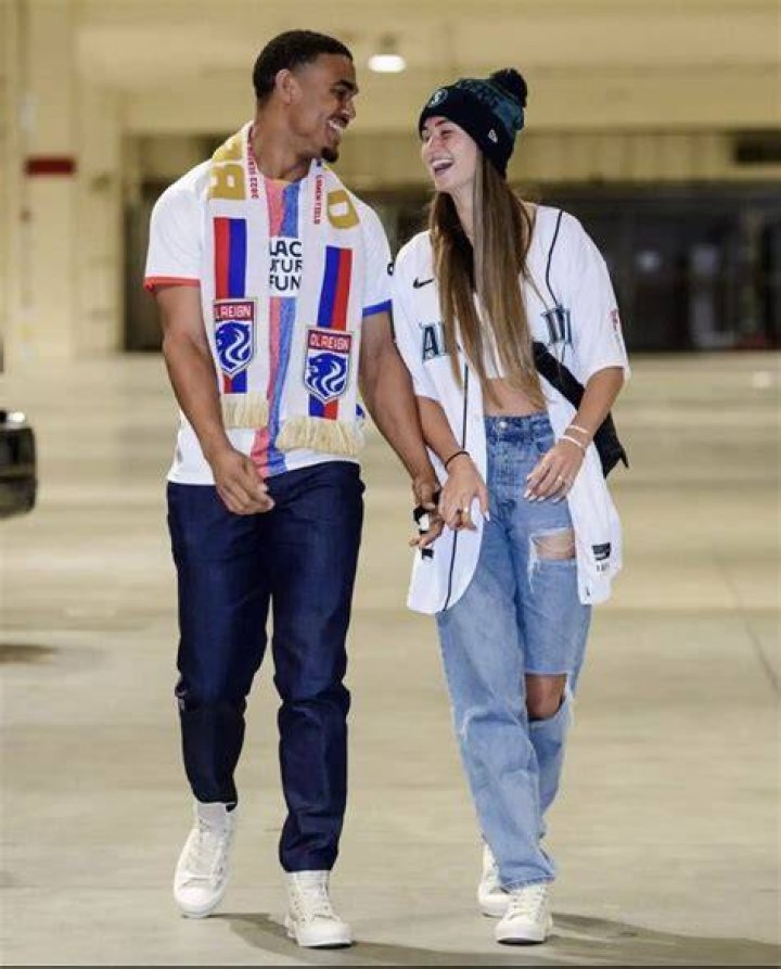 Julio Sánchez Cristo’s Girlfriend: Who is Julio Sánchez Cristo Dating?