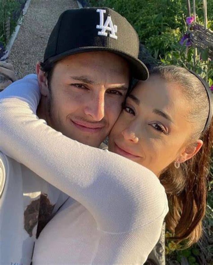 Lou Cornago’s Boyfriend: Who is Lou Cornago Dating?