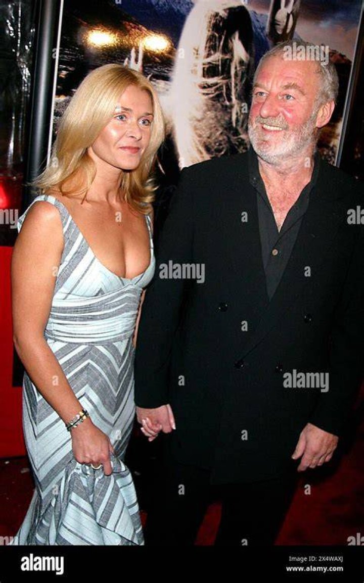 Marianne Hill, Bernard Hill's Wife