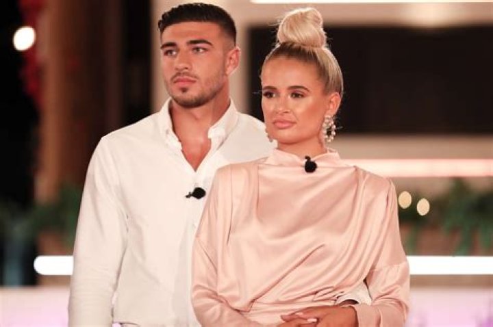 Molly Mae Coldridge’s Boyfriend: Who is Molly Mae Coldridge Dating?