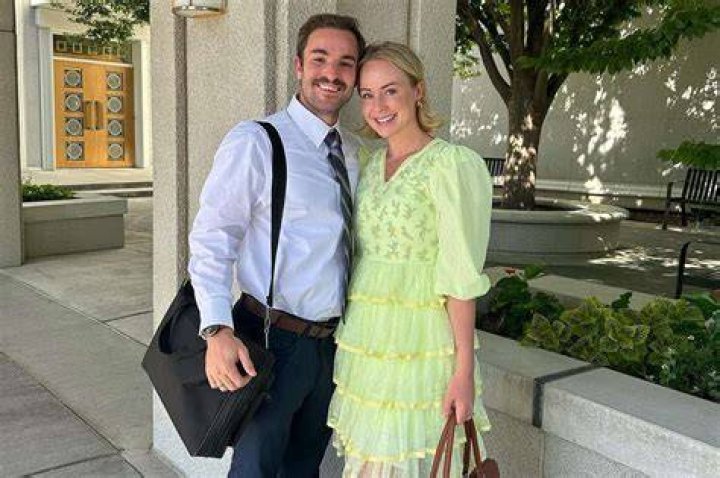 Whitney Bischoff’s Husband: Who is Whitney Bischoff Dating?
