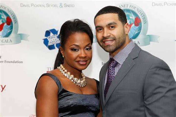 Who is Apollo Nida Dating – Apollo Nida's Girlfriend & Exes