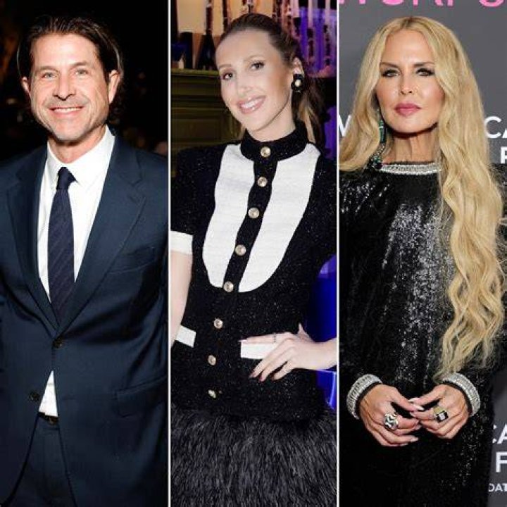 Who is Rachel Bolan Dating – Rachel Bolan's Girlfriend & Exes