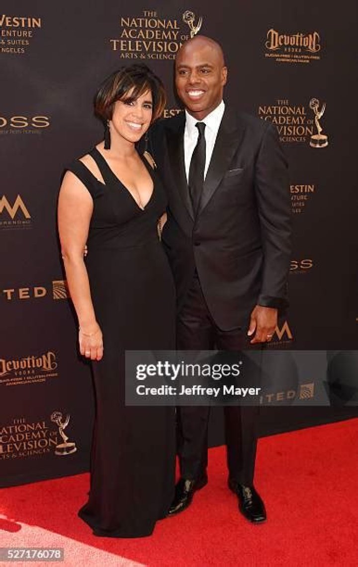 Yasmin Cader, Kevin Frazier's Wife